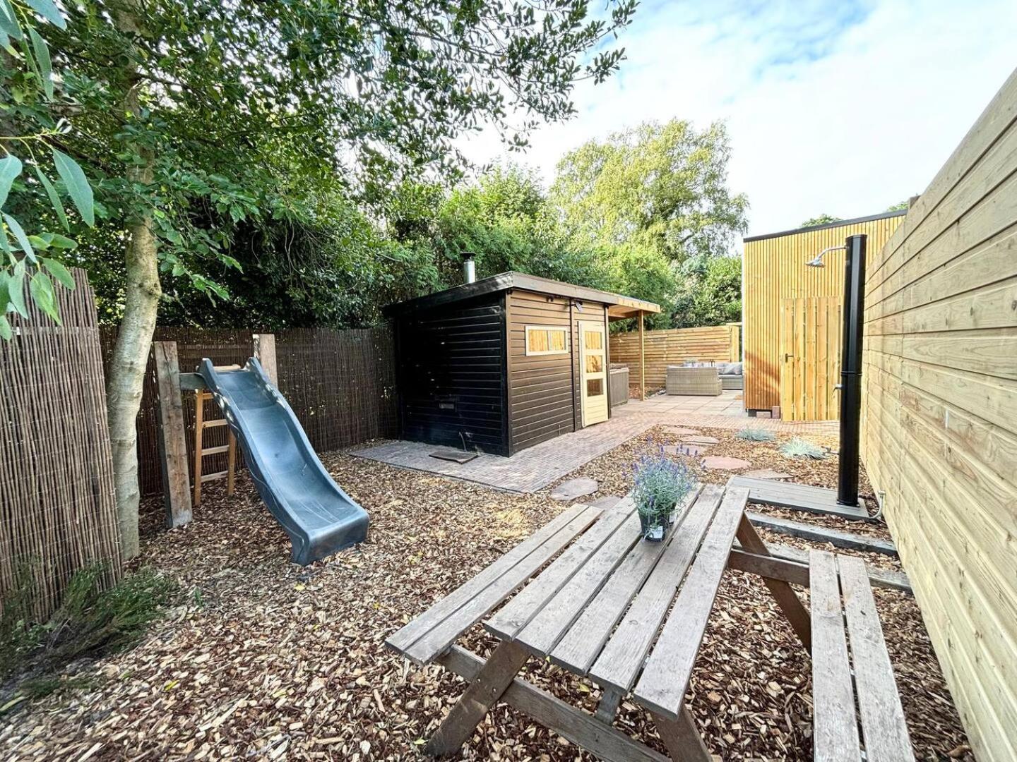 Bed And Breakfast Heerenveen Centrum Met Prive Sauna En Jacuzzi Екстериор снимка