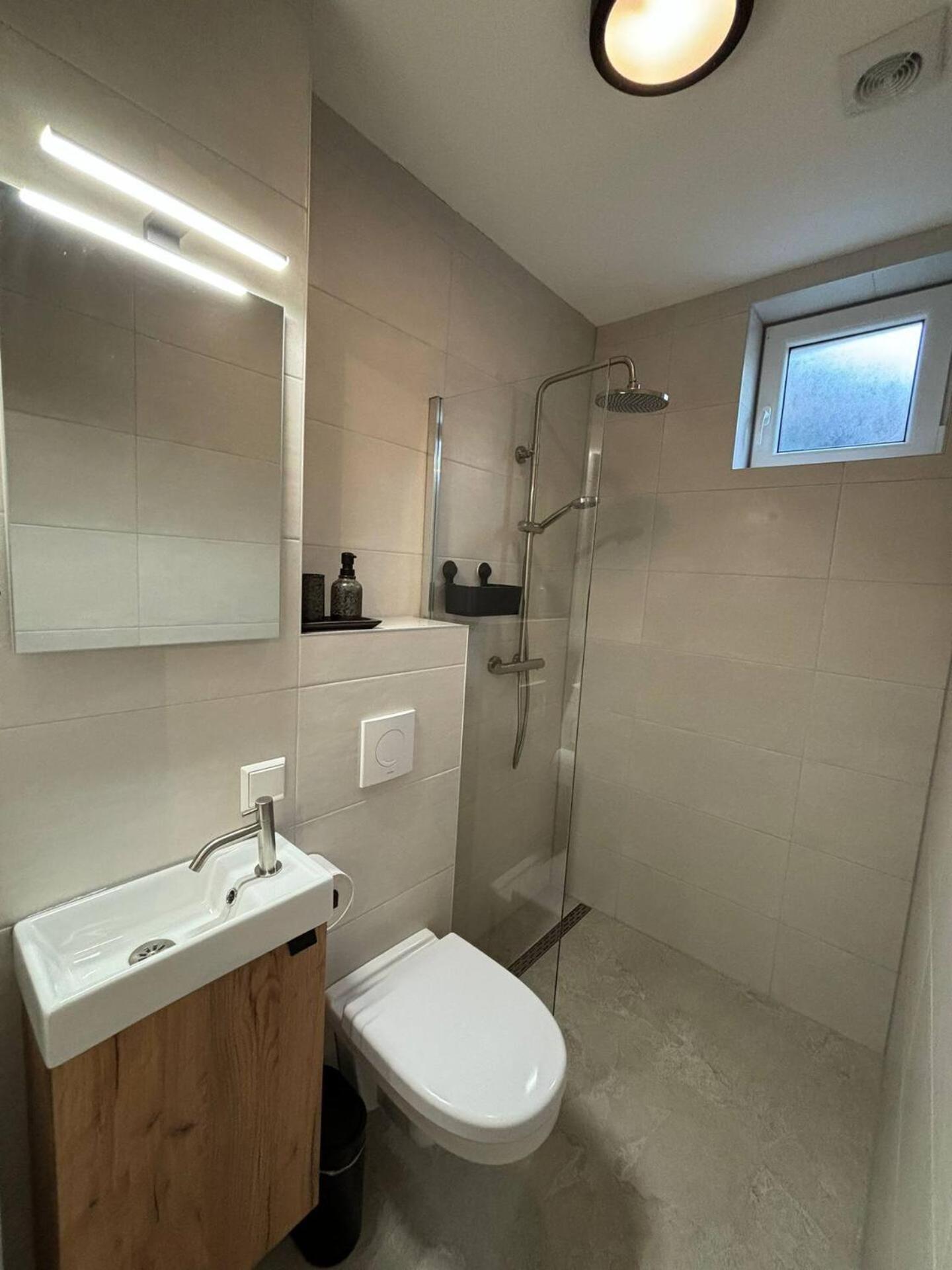 Bed And Breakfast Heerenveen Centrum Met Prive Sauna En Jacuzzi Екстериор снимка